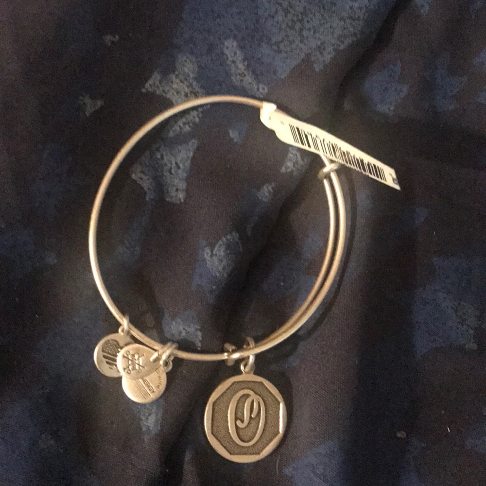 Alex & Ani